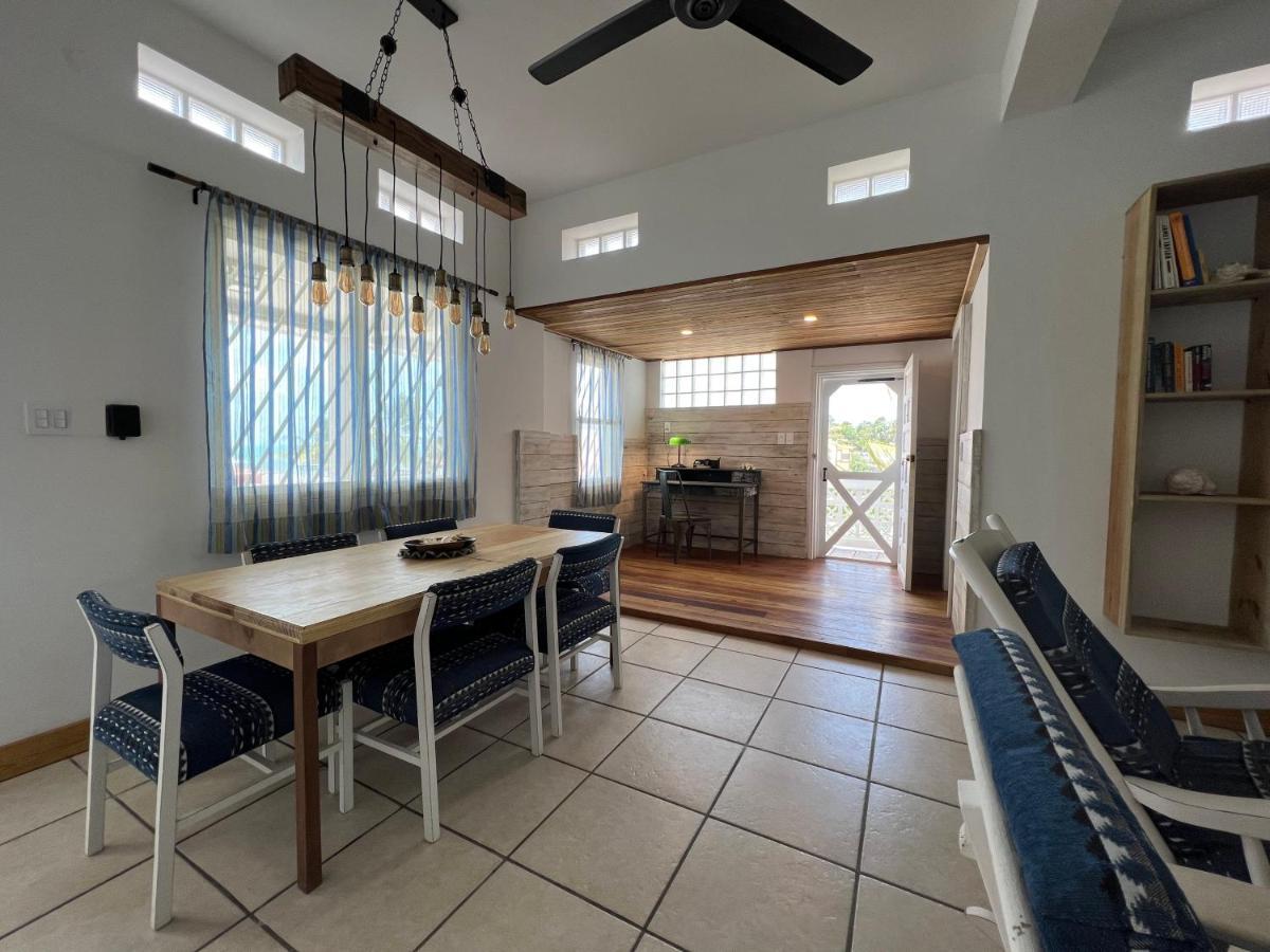Treetops Hotel Caye Caulker Bagian luar foto