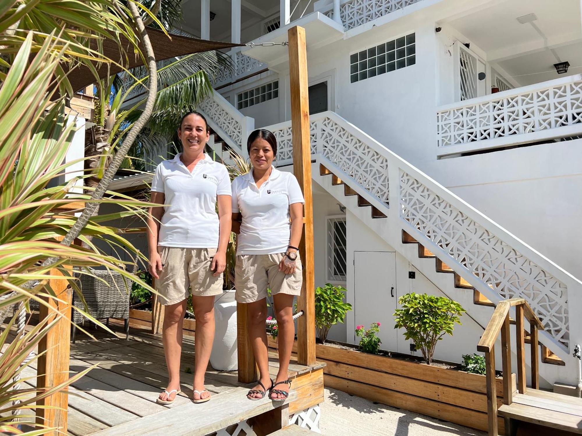 Treetops Hotel Caye Caulker Bagian luar foto